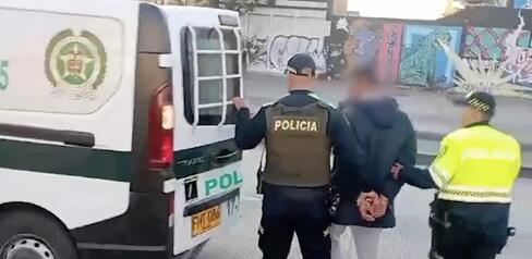 Capturado hombre en TransMilenio por portar arma traumática modificada