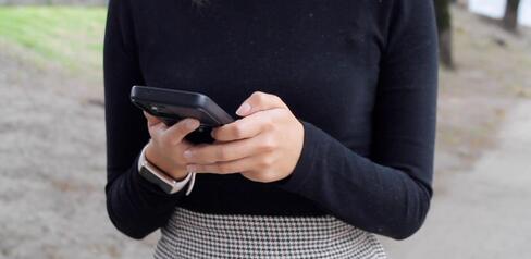 Cómo evitar los ‘keylogger’, software o dispositivos que usan ciberdelincuentes para registrar lo que escribe en su teclado