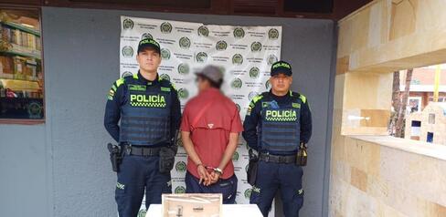 Capturado en flagrancia sujeto con un proveedor que contenía seis cartuchos de pistola
