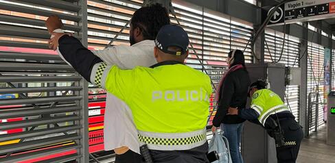 61 capturados en la última semana en TransMilenio, tres de cada diez capturados son reincidentes