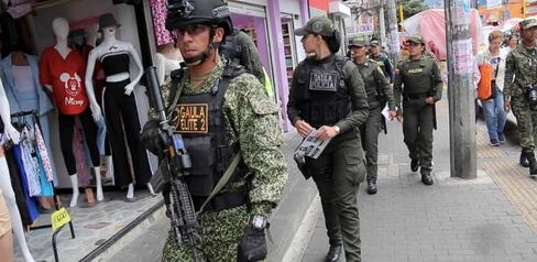 Jornada para prevenir y denunciar la extorsión en el barrio 20 de Julio