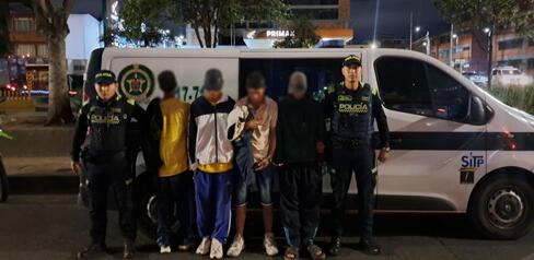 Capturadas tres personas y aprehendido un menor de edad dedicados al cosquilleo en TransMilenio