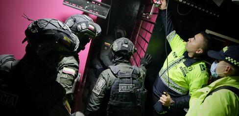 Cuatro personas capturadas en allanamientos contra establecimientos que funcionaban bajo la fachada de 'sindicatos'