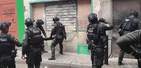 Video | Contundente golpe en San Bernardo: en un paga diario cayó alias Gafas y se incautaron más de 2.000 dosis de estupefacientes