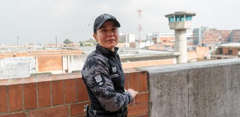 La historia de la abogada que decidió ser guardiana de la Cárcel Distrital