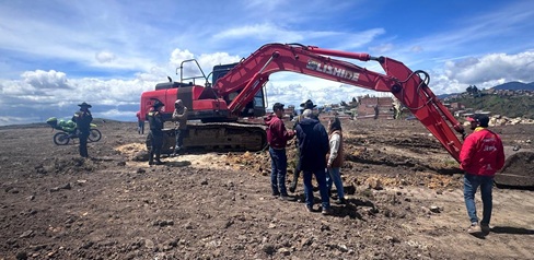 Maquinaria utilizada para adecuaciones irregulares.
