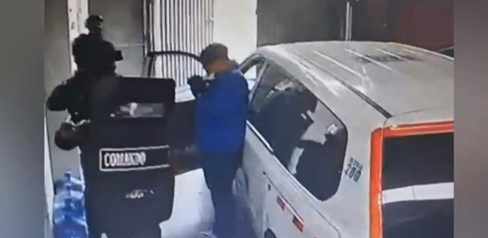 Capturadas en flagrancia 13 personas cuando intentaban hurtar una bodega textil en Fontibón