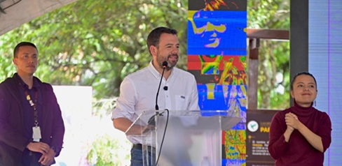 Bogotá fortalece su compromiso para prevenir la violencia contra la mujer: en el 25N, alcalde Galán entrega más puntos de atención y servicios para todas