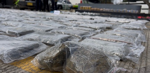 Incautada media tonelada de marihuana oculta en un vehículo en la localidad de Kennedy