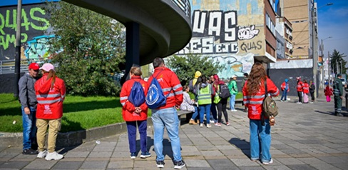 Tras quejas por hurtos y acumulación de basuras, Distrito intervino punto en Barrios Unidos