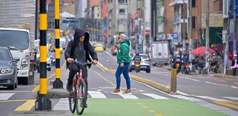 El hurto a personas, a automotores, a comercio, a residencias, entre otros, disminuyen en la localidad número dos de Bogotá. El despliegue de la Secretaría de Seguridad, con los Gestores del Orden, la Policía Metropolitana de Bogotá, el Gaula y demás entidades han sido determinantes para lograr estos resultados.