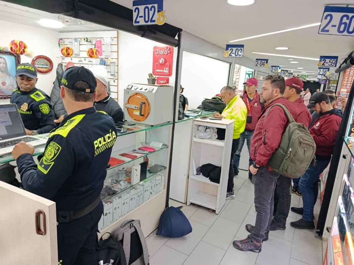 Celulares robados en Patio Bonito