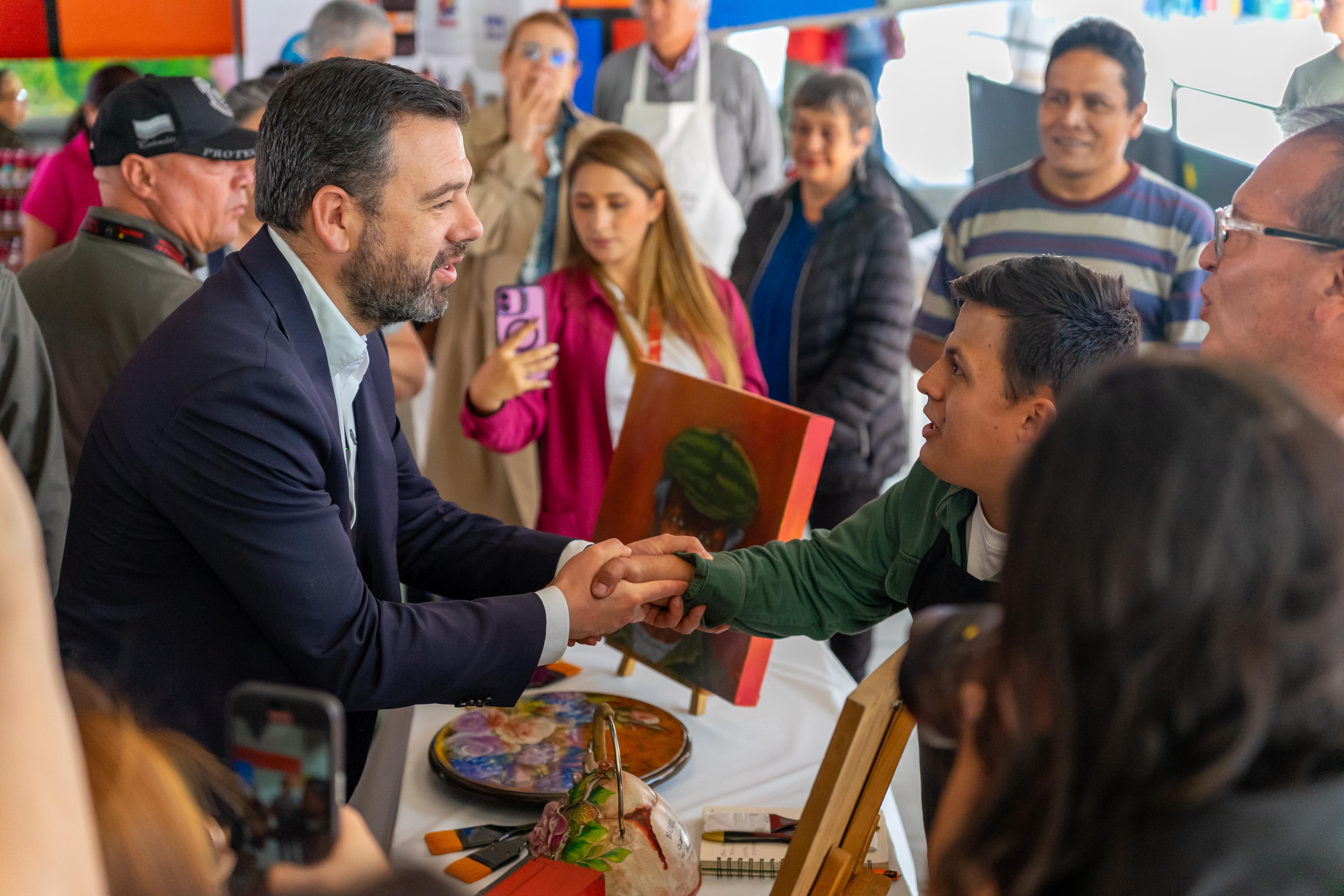 Un punto que por años fue asociado al arrojo de residuos, inseguridad e insalubridad, hoy renace como un Centro Artístico Cultural abierto.