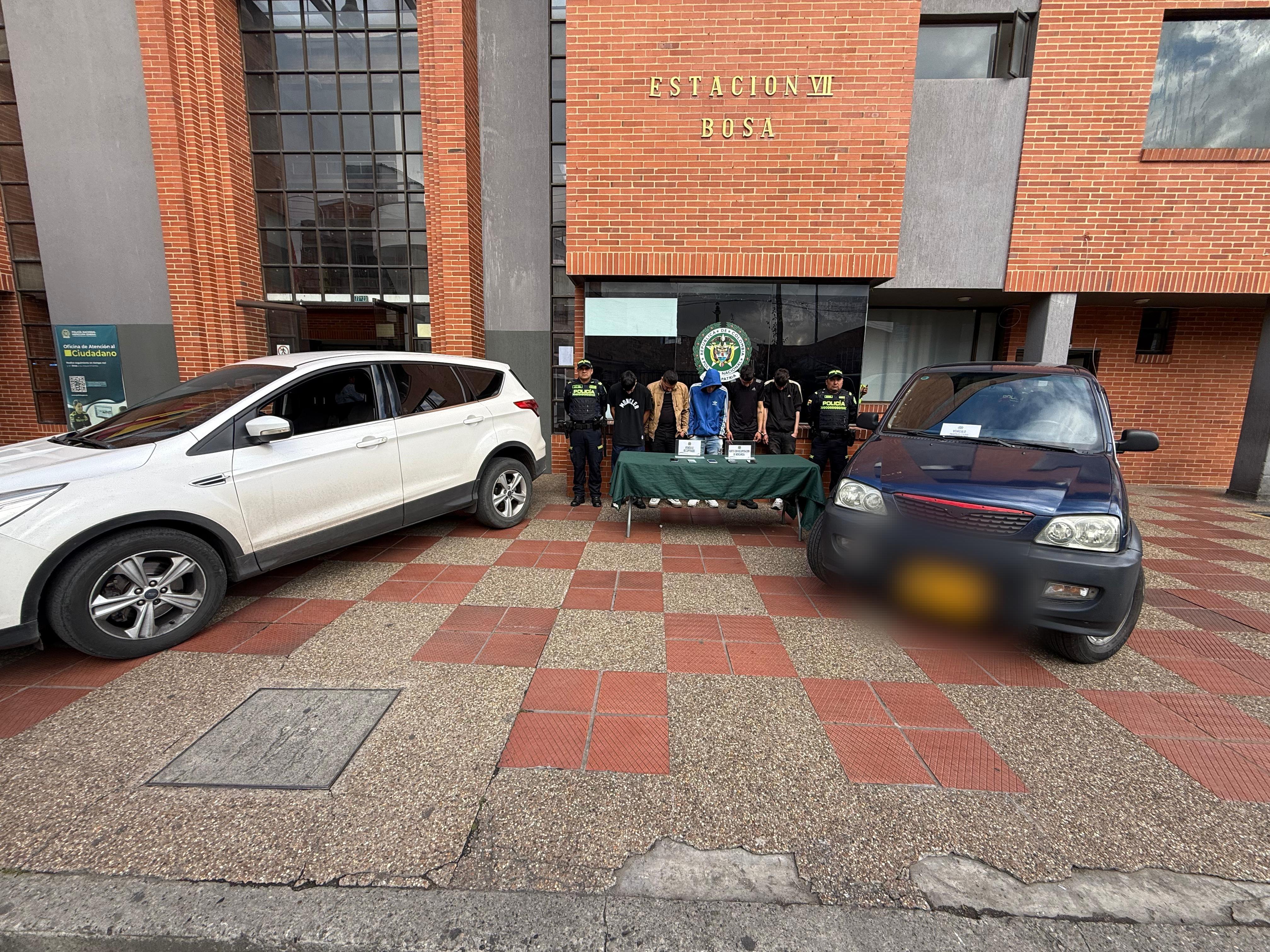 Desarticulada banda dedicada al hurto de vehículos en Bogotá. Desarticulada banda dedicada al hurto de vehículos en Bogotá.
