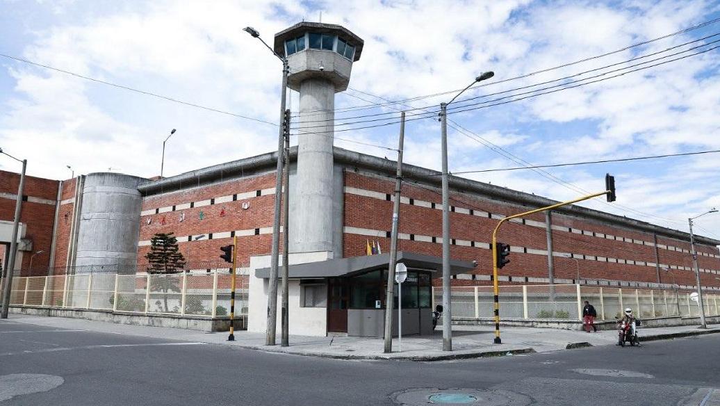 Los cuerpos de Custodia y Vigilancia de la Cárcel Distrital se capacitaron en neutralización de amenazas 