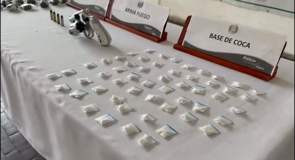 Se escondió en zona boscosa, pero no le sirvió: con apoyo del helicóptero Halcón, Policía capturó a traficante de droga en Ciudad Bolívar