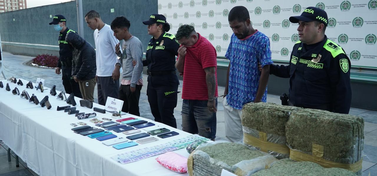 Capturadas tres bandas de microtráfico en Bogotá.