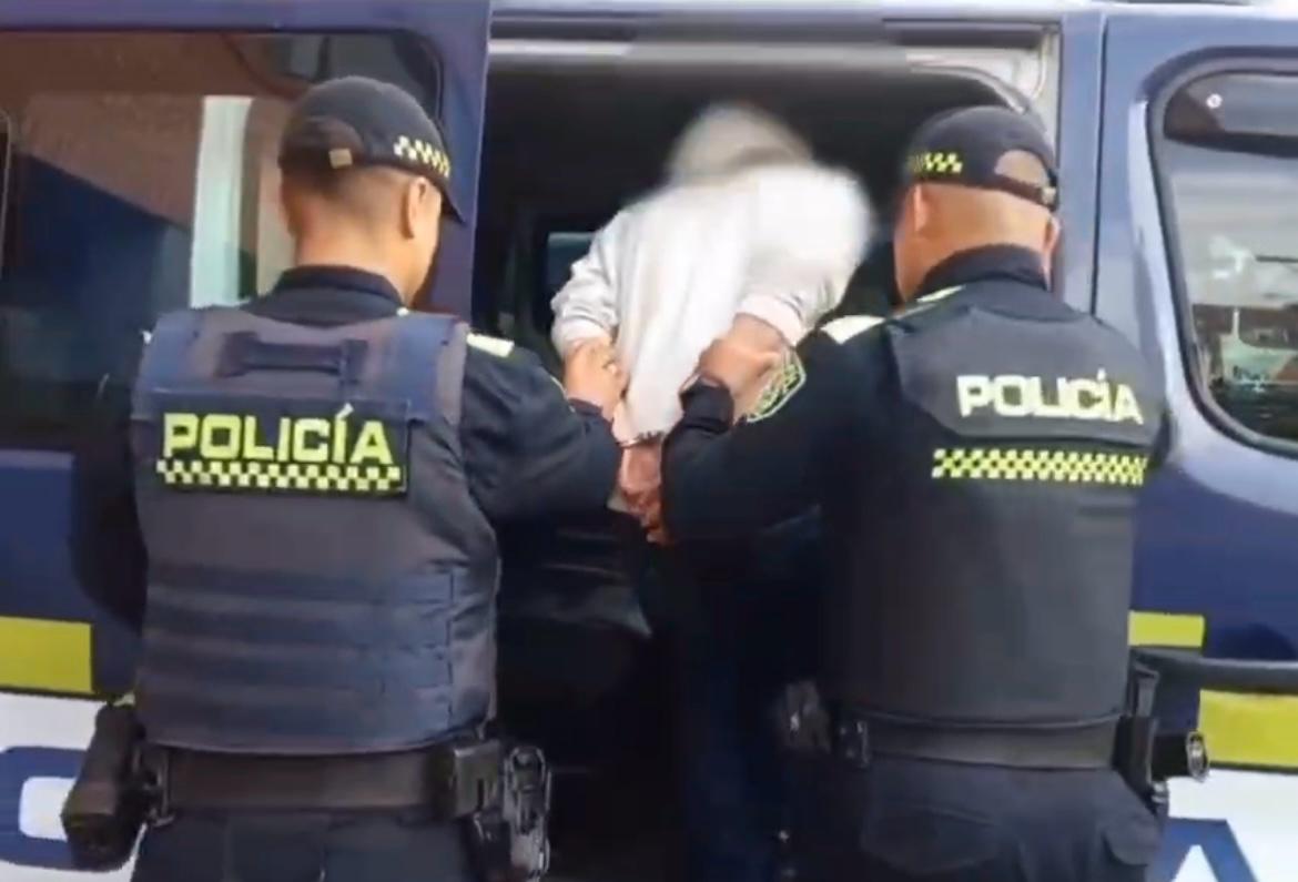 Capturado delincuente que tenía detención domiciliaria, pero estaba robando un celular en Bosa