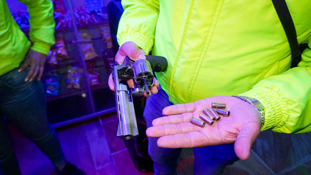 En 2025 se han realizado más de 34 mil capturas e incautado más de 1.700 armas de fuego en Bogotá