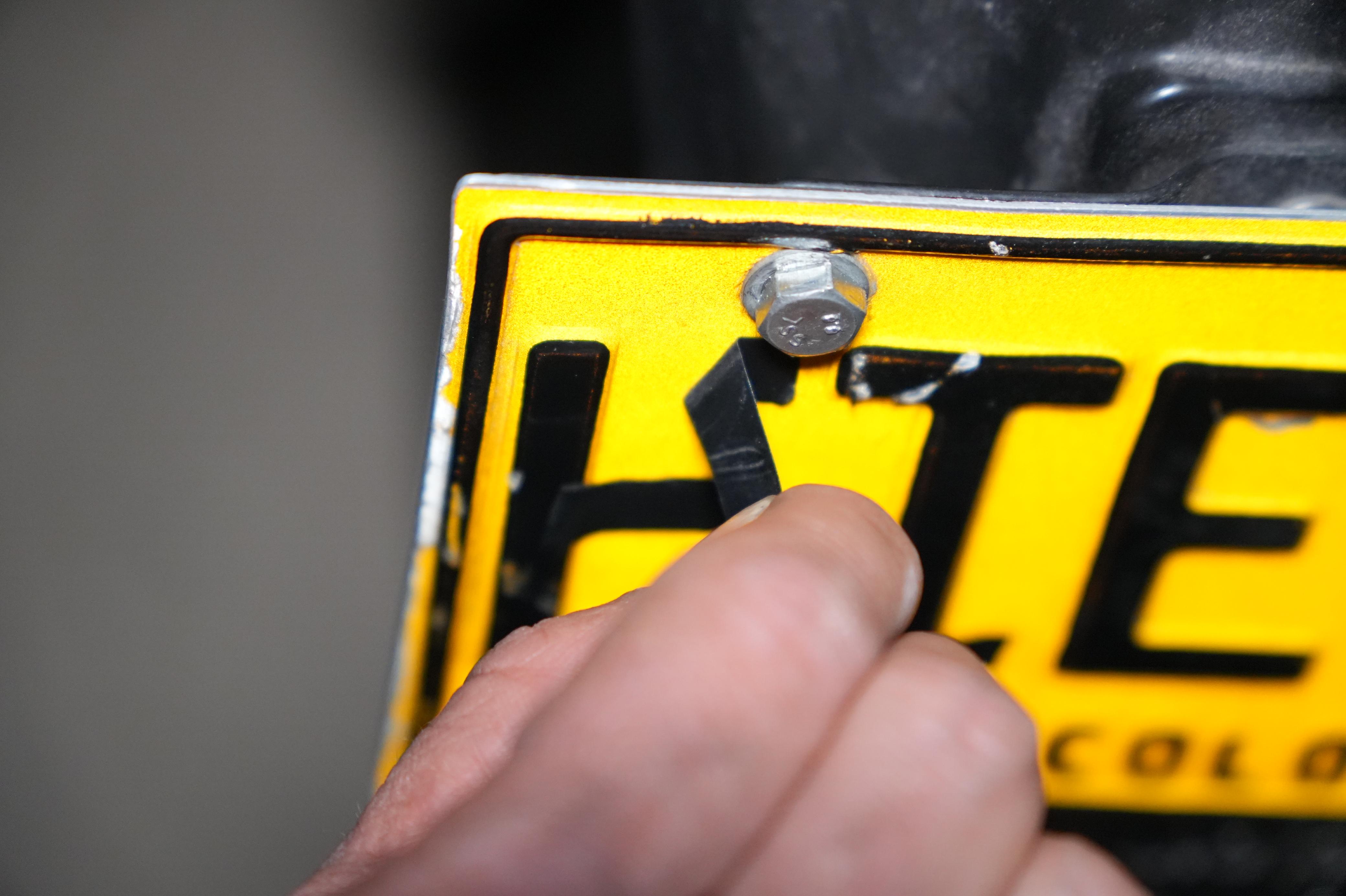 Recuperada moto robada que estaba escondida en un parqueadero de Suba
