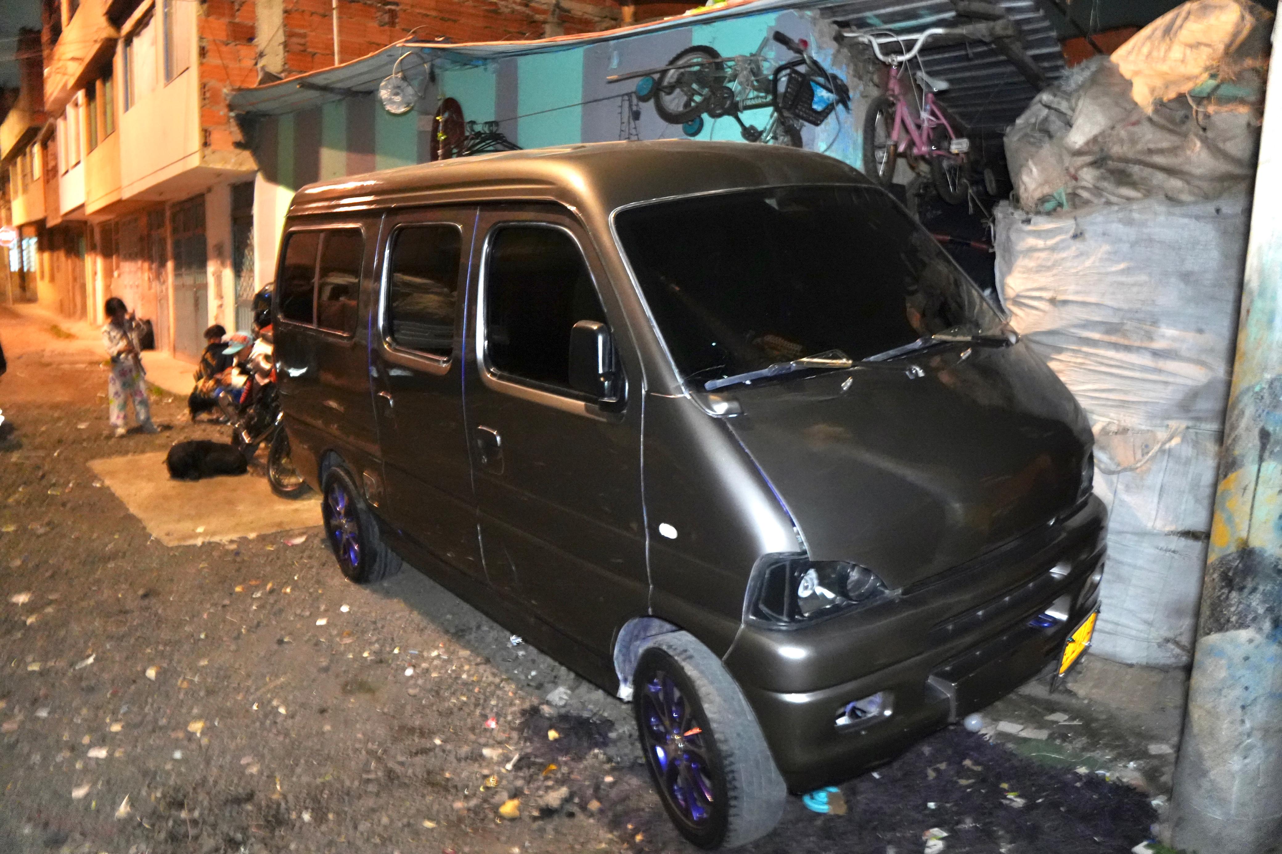 Recuperada moto robada que estaba escondida en un parqueadero de Suba