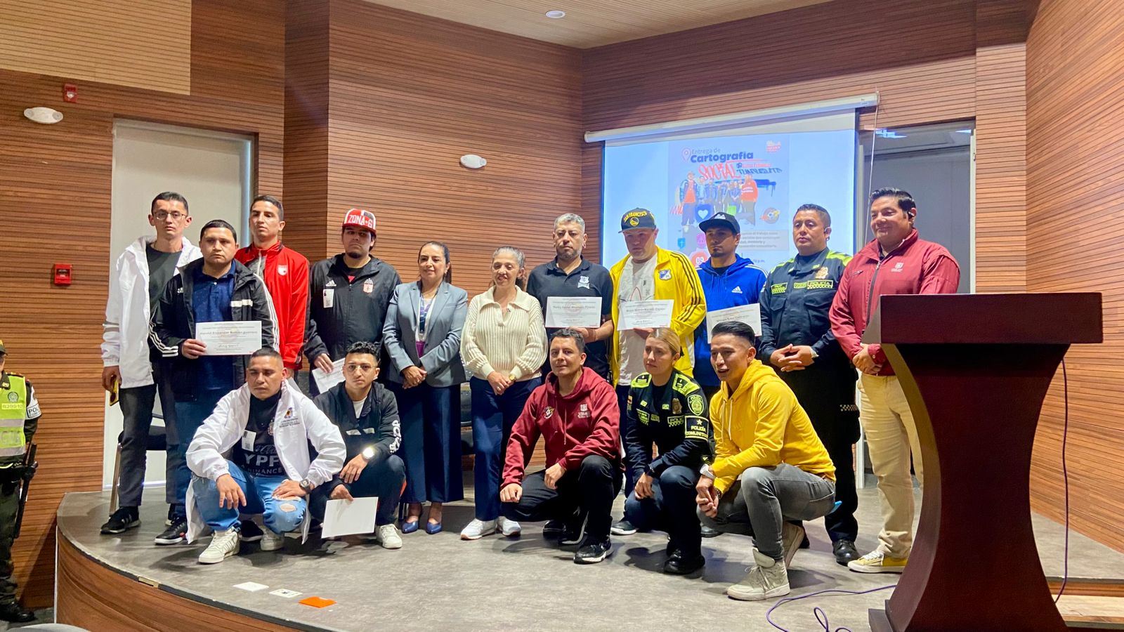 Tunjuelito estrena la primera cartografía digital con la memoria histórica de barras futboleras para fortalecer la seguridad y convivencia