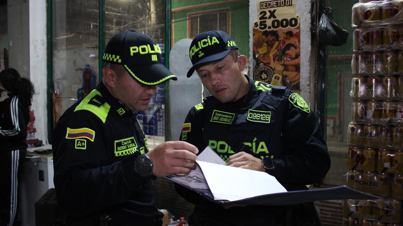 Al descubierto 270 cervezas vencidas desde hace meses que estaban listas para ser comercializadas en un estanco en Kennedy