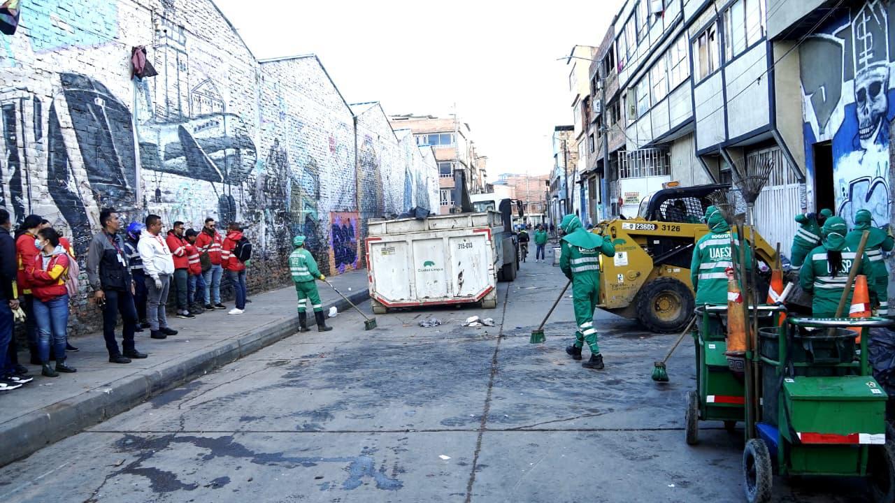Ciudadano extranjero con orden de expulsión fue sorprendido en un pagadiario de María Paz y ahora deberá abandonar el país Ciudadano extranjero con orden de expulsión fue sorprendido en un pagadiario de María Paz y ahora deberá abandonar el país