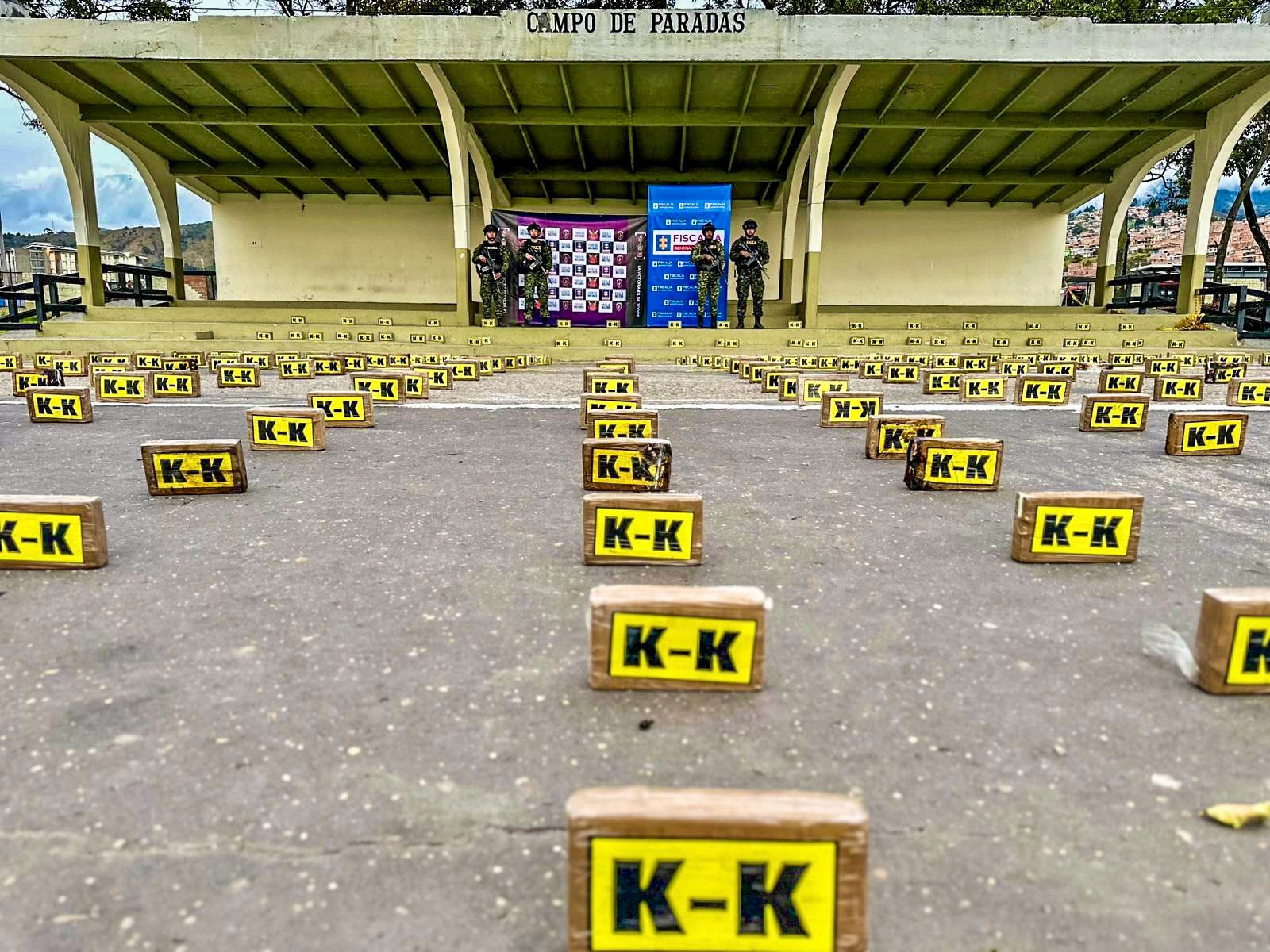 Incautados 418 kilos de cocaína en Bogotá que iban a ser enviados a Europa