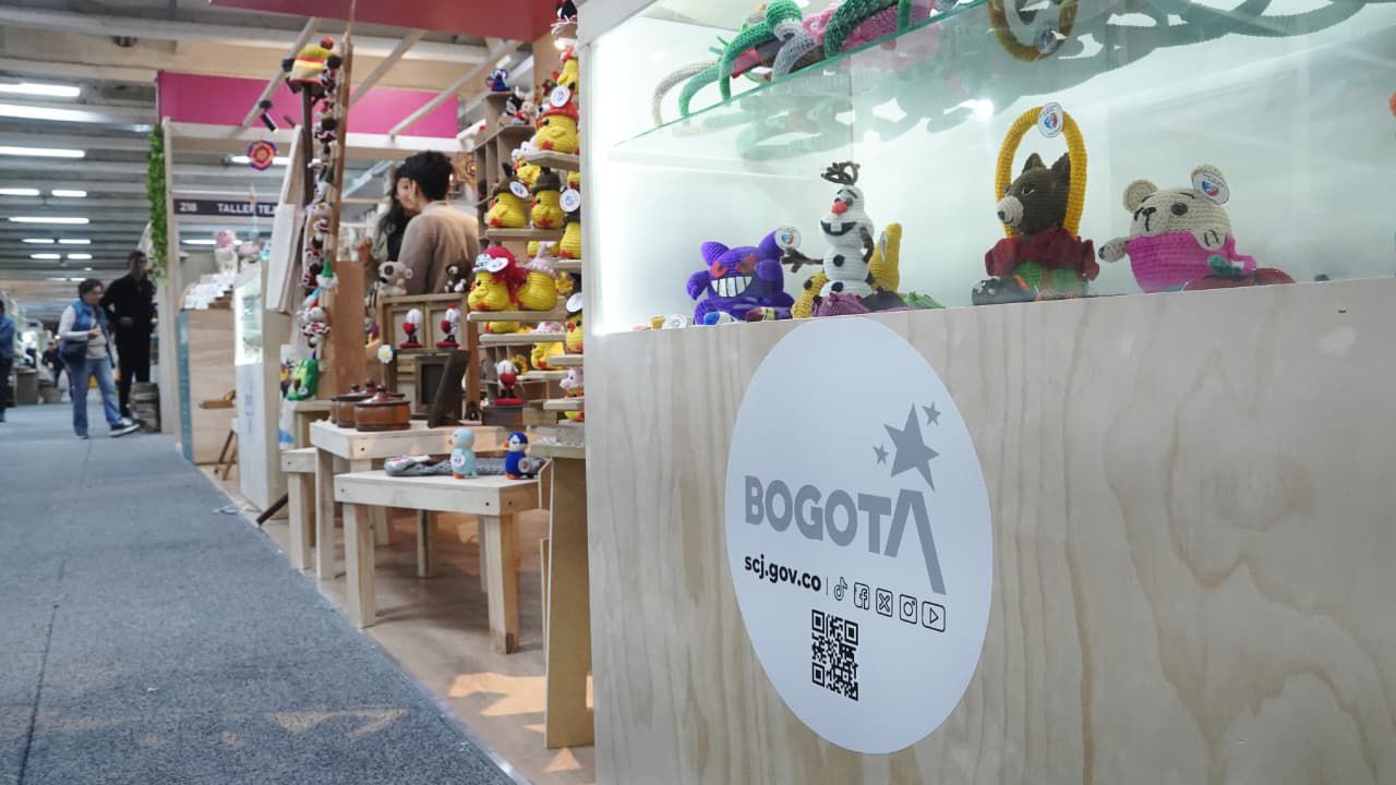 Privados de la libertad presentan sus artesanías en Corferías 