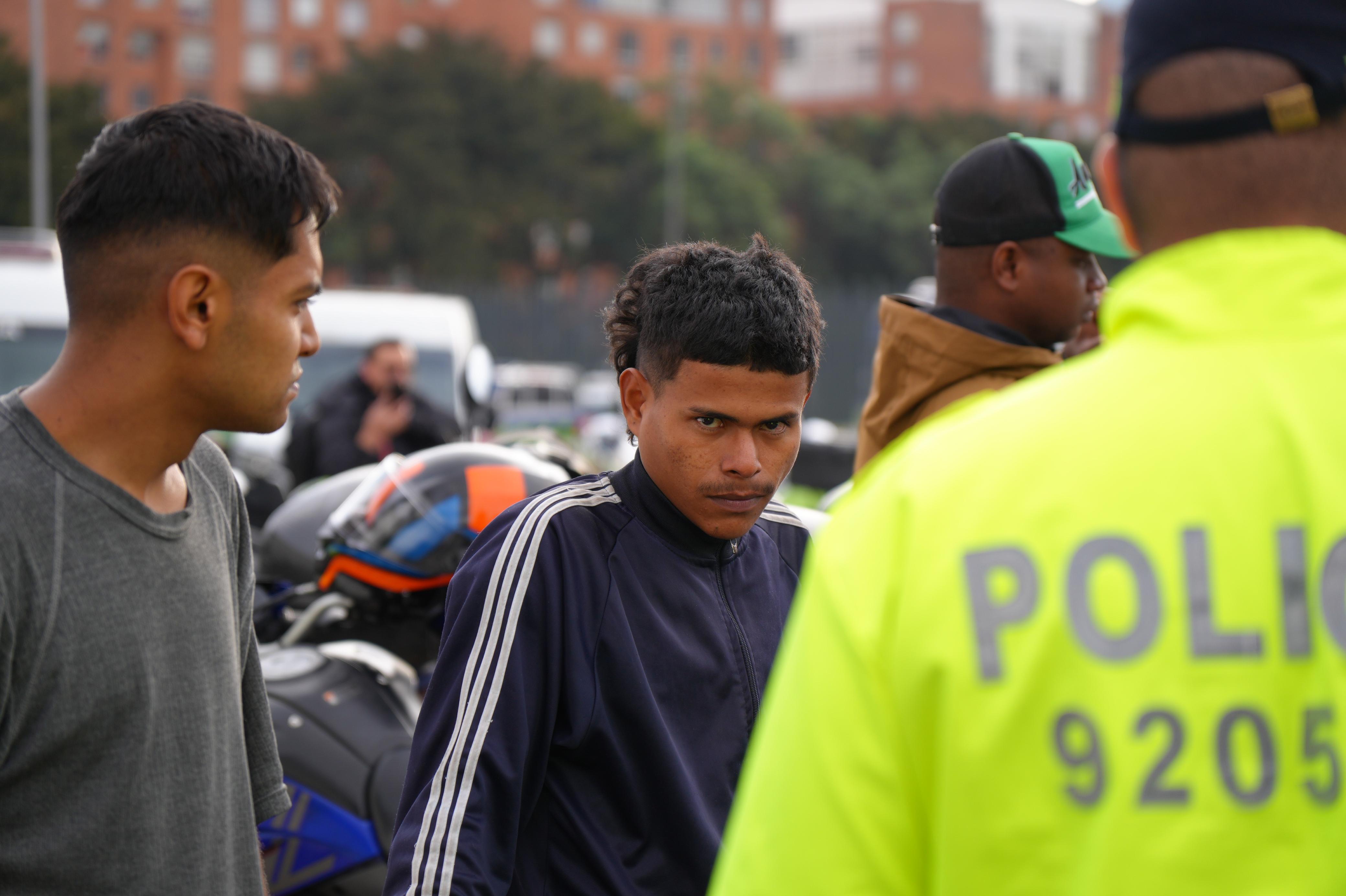 Golpe al microtráfico en Bogotá: dos bandas desmanteladas y 23 capturados en Bosa y Suba
