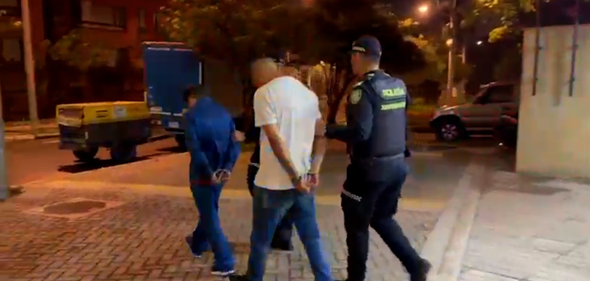 Capturados tras hurtar un camión.