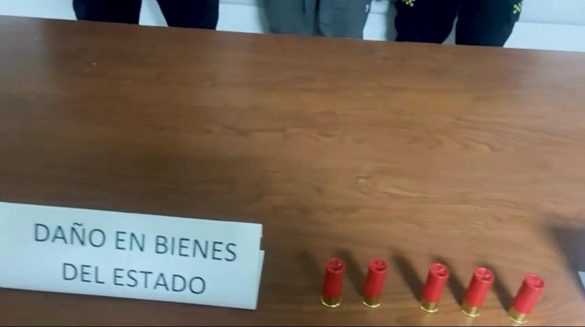 Capturado 'Hombre Araña del Siete de Agosto': quedó grabado en video subido en un poste violentando cámara del C4