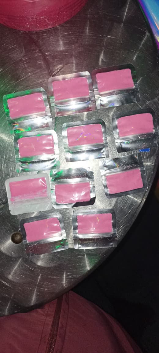 Incautadas armas, licor adulterado y droga en un bar sindicato en el Restrepo