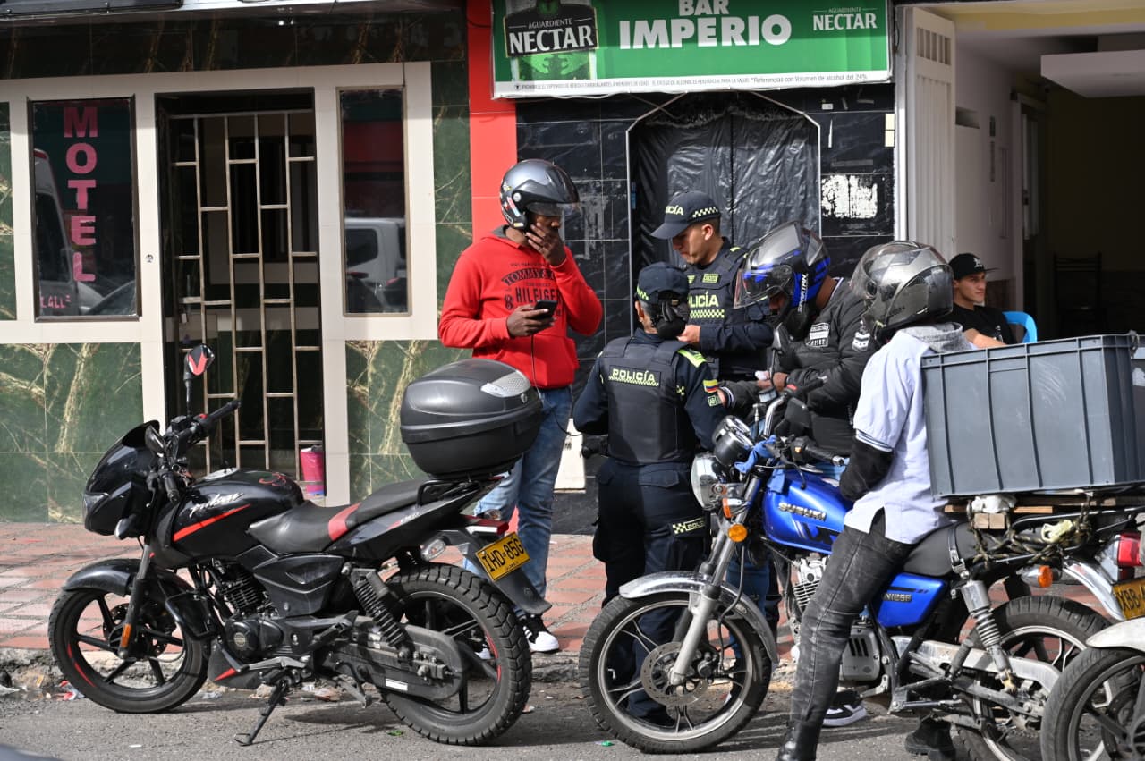 Intervención en el 7 de agosto dejó capturas, incautaciones y cierre de 10 establecimientos Intervención en el 7 de agosto dejó capturas, incautaciones y cierre de 10 establecimientos