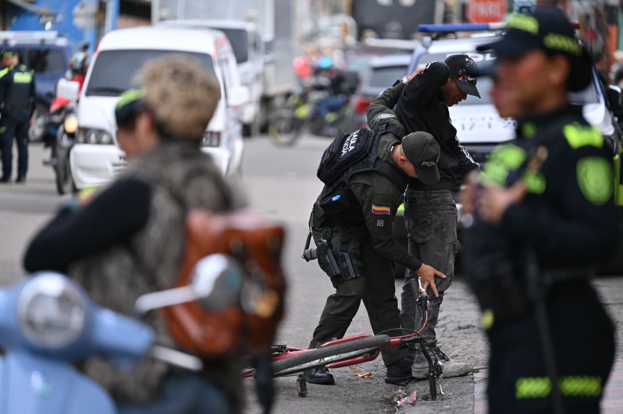 Intervención en el 7 de agosto dejó capturas, incautaciones y cierre de 10 establecimientos Intervención en el 7 de agosto dejó capturas, incautaciones y cierre de 10 establecimientos