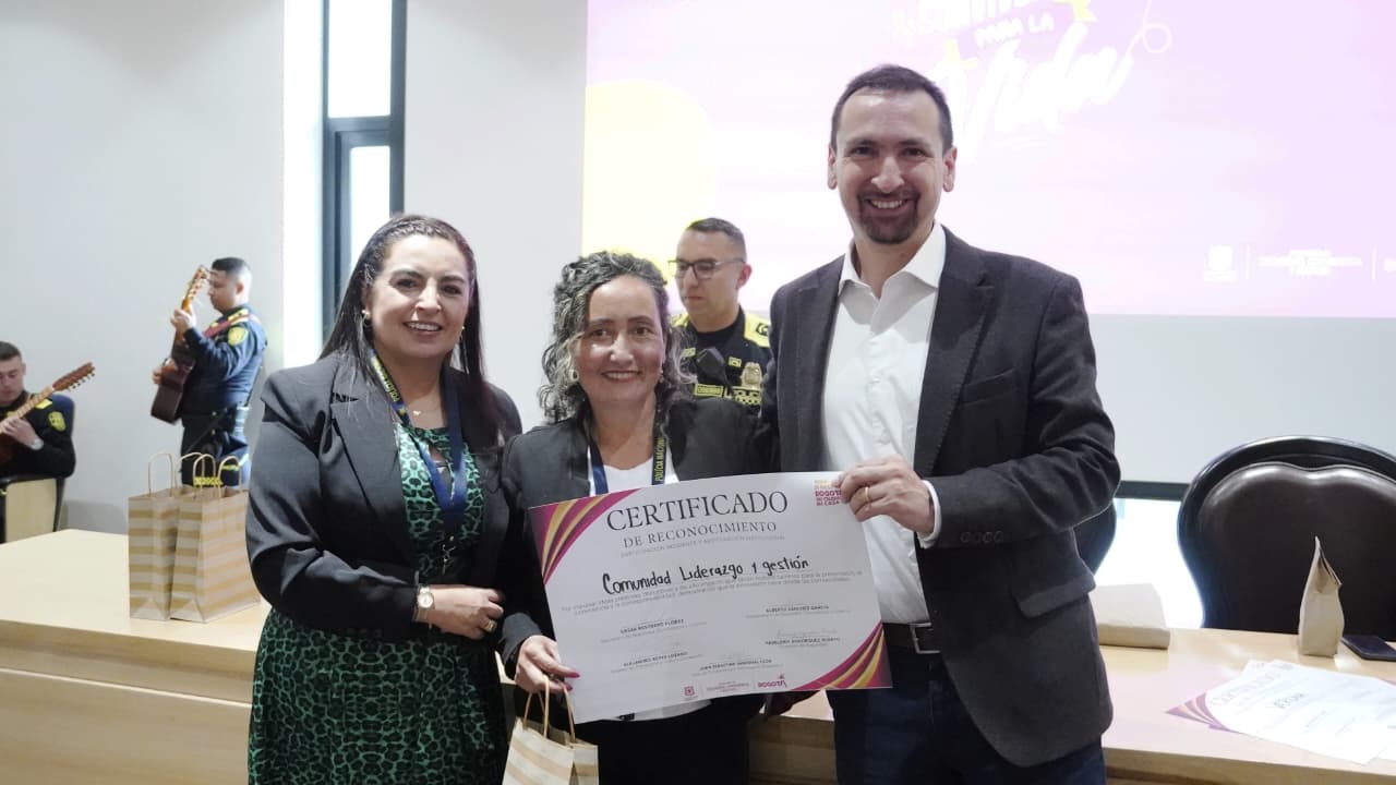 Bogotá reconoció a líderes comunitarios que mejoran la seguridad y la convivencia en sus territorios