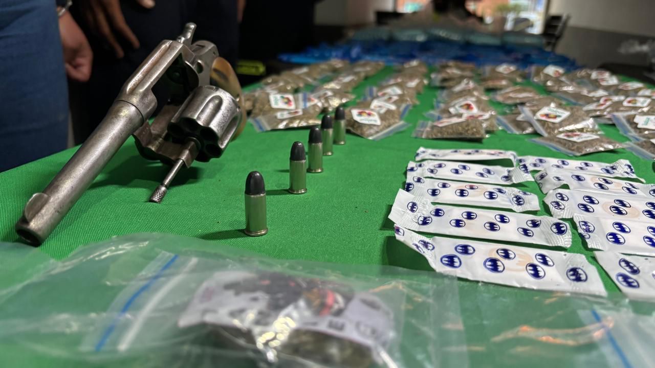 Cayeron “Los Jokers”: más de 4.000 dosis de droga y un arma de fuego incautados en Antonio Nariño