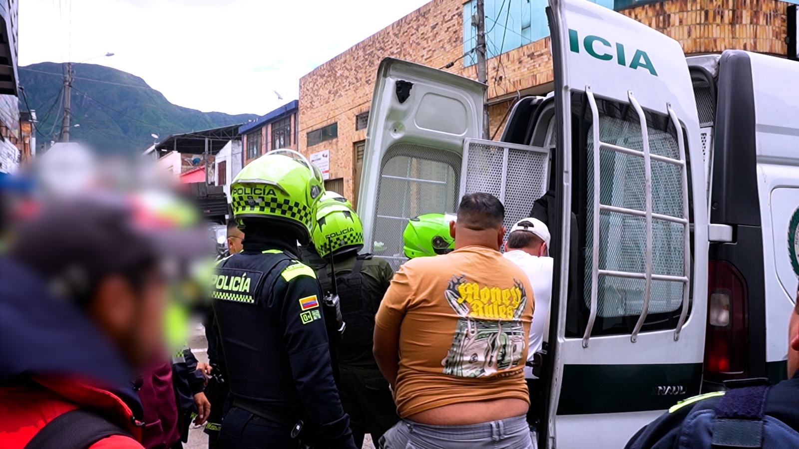 Cuatro capturados con drogas durante megatoma en La Estanzuela