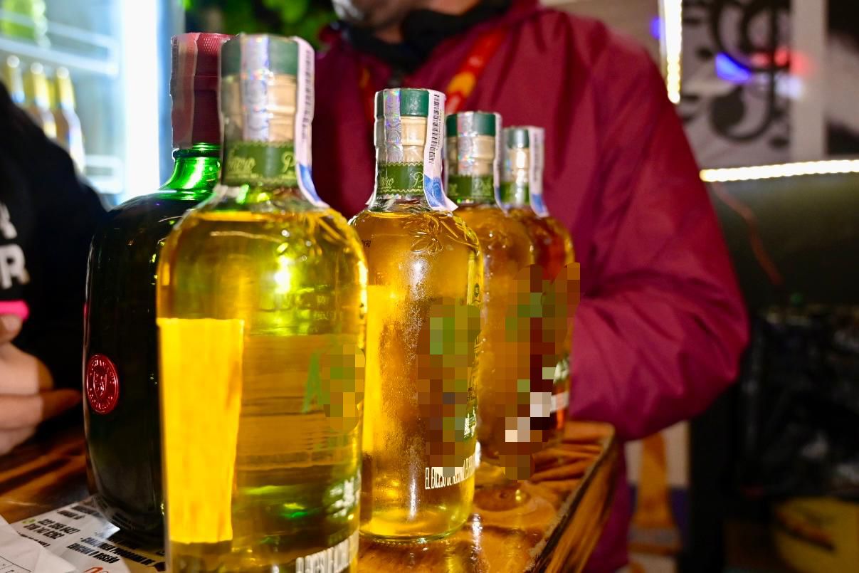 Incautados licor adulterado y cervezas vencidas en megatomas en Kennedy y San Cristóbal