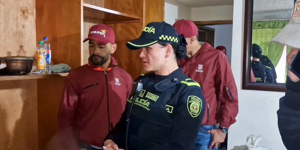 Operativo en pagadiarios de Teusaquillo deja incautaciones de droga, armas, dinero falso y una patineta robada