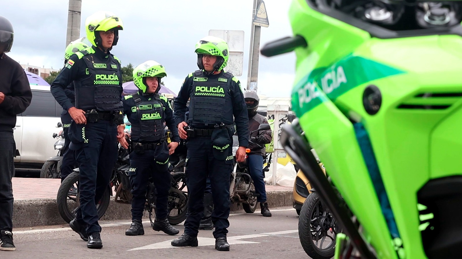 Nuevas motocicletas impulsan capturas y operativos contra la delincuencia en Engativá Nuevas motocicletas impulsan capturas y operativos contra la delincuencia en Engativá