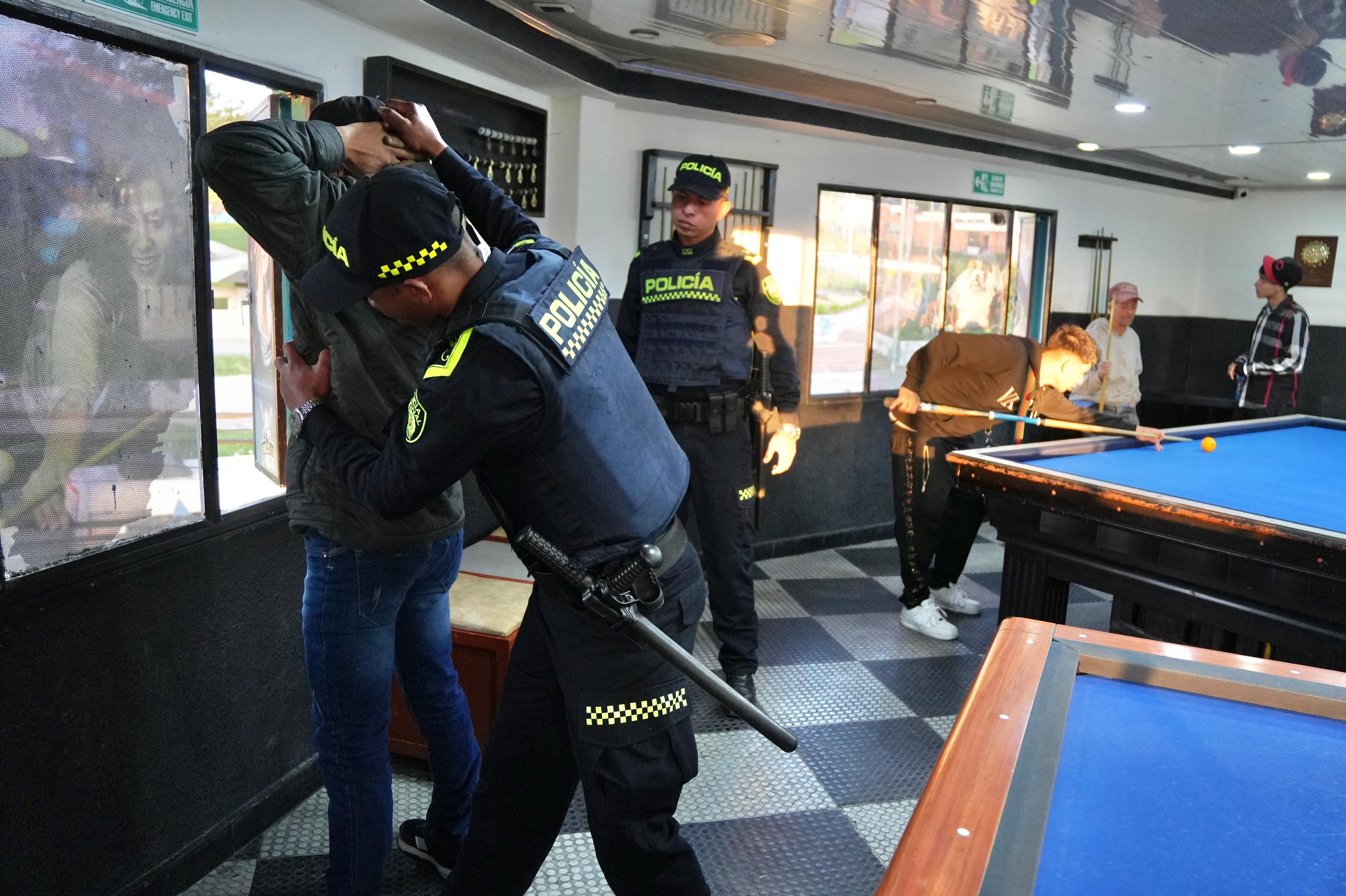 Autoridades refuerzan la seguridad en Juan Rey, en San Cristóbal, en operativo para combatir a los tierreros