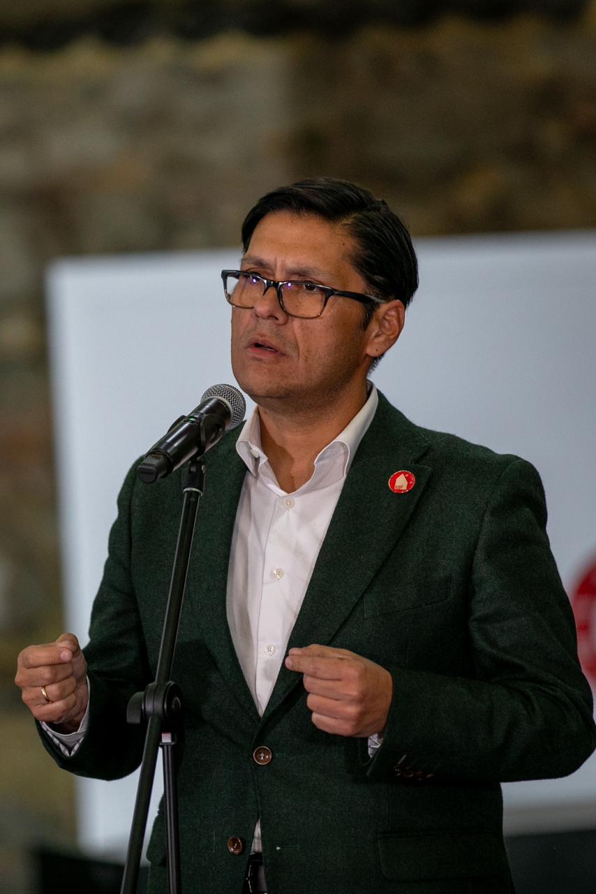 Secretario César Restrepo