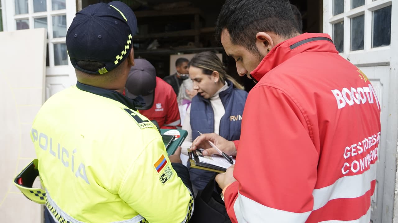 Autoridades ponen orden en Patio Bonito: suspendidos carpintería, taller y otros comercios por invadir el espacio público