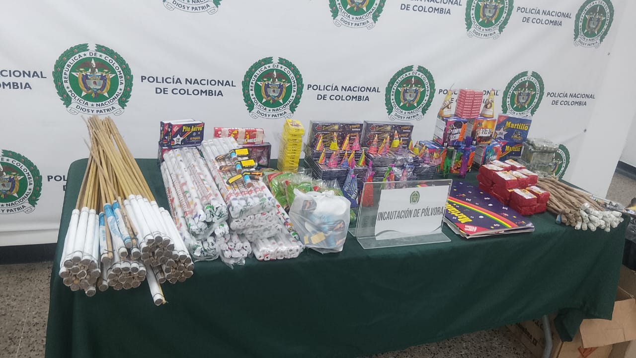 Más de 6.500 unidades de pólvora fueron incautadas en operativo en Bosa