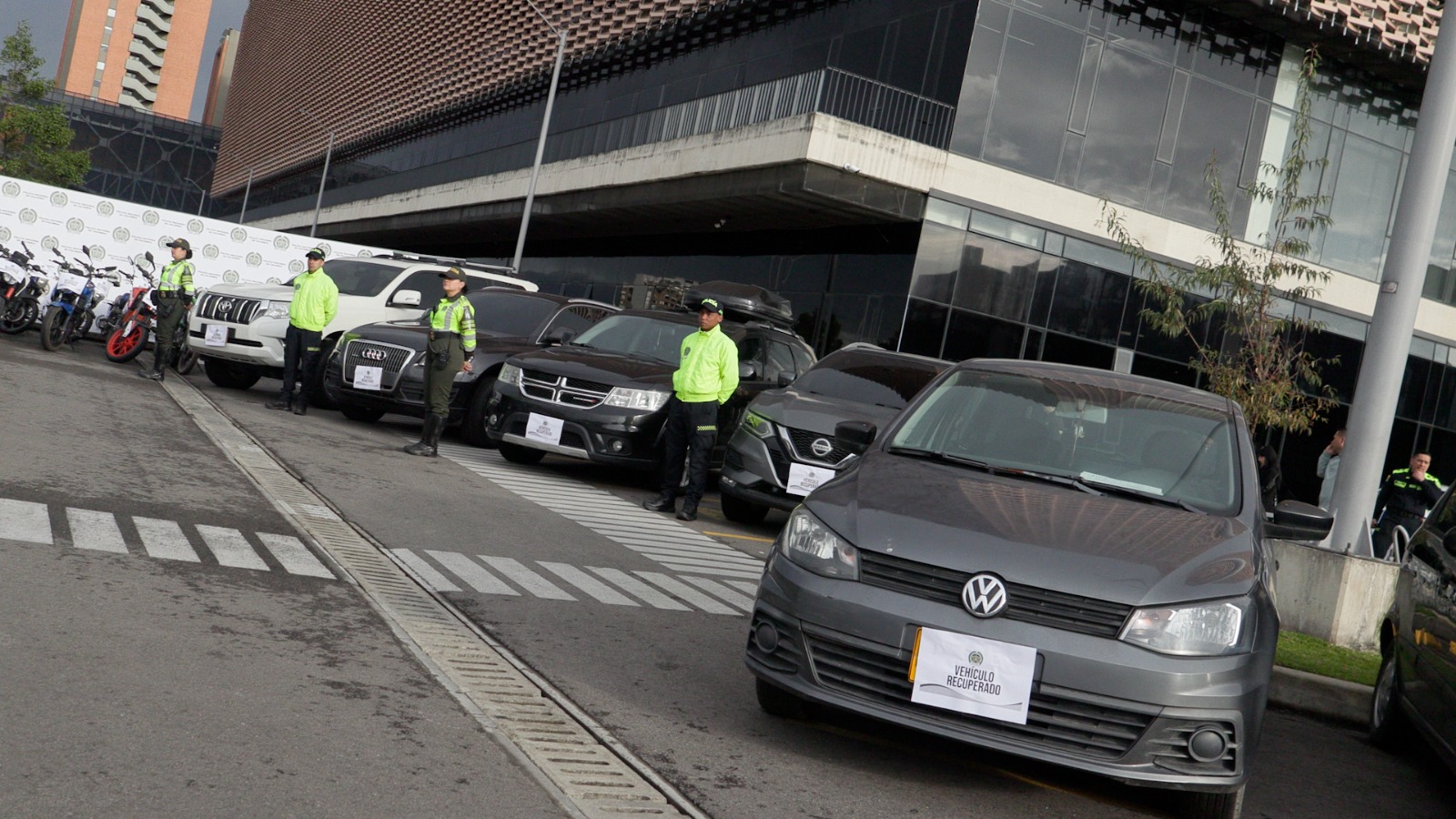 Autoridades hacen recomendaciones para evitar ser víctima de hurto de vehículos en Bogotá