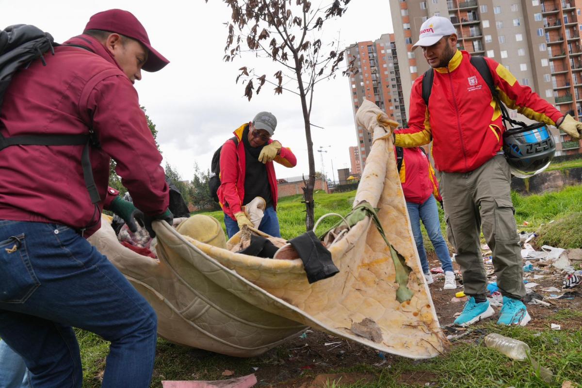 Trabajo interinstitucional para recuperar Andalucía.