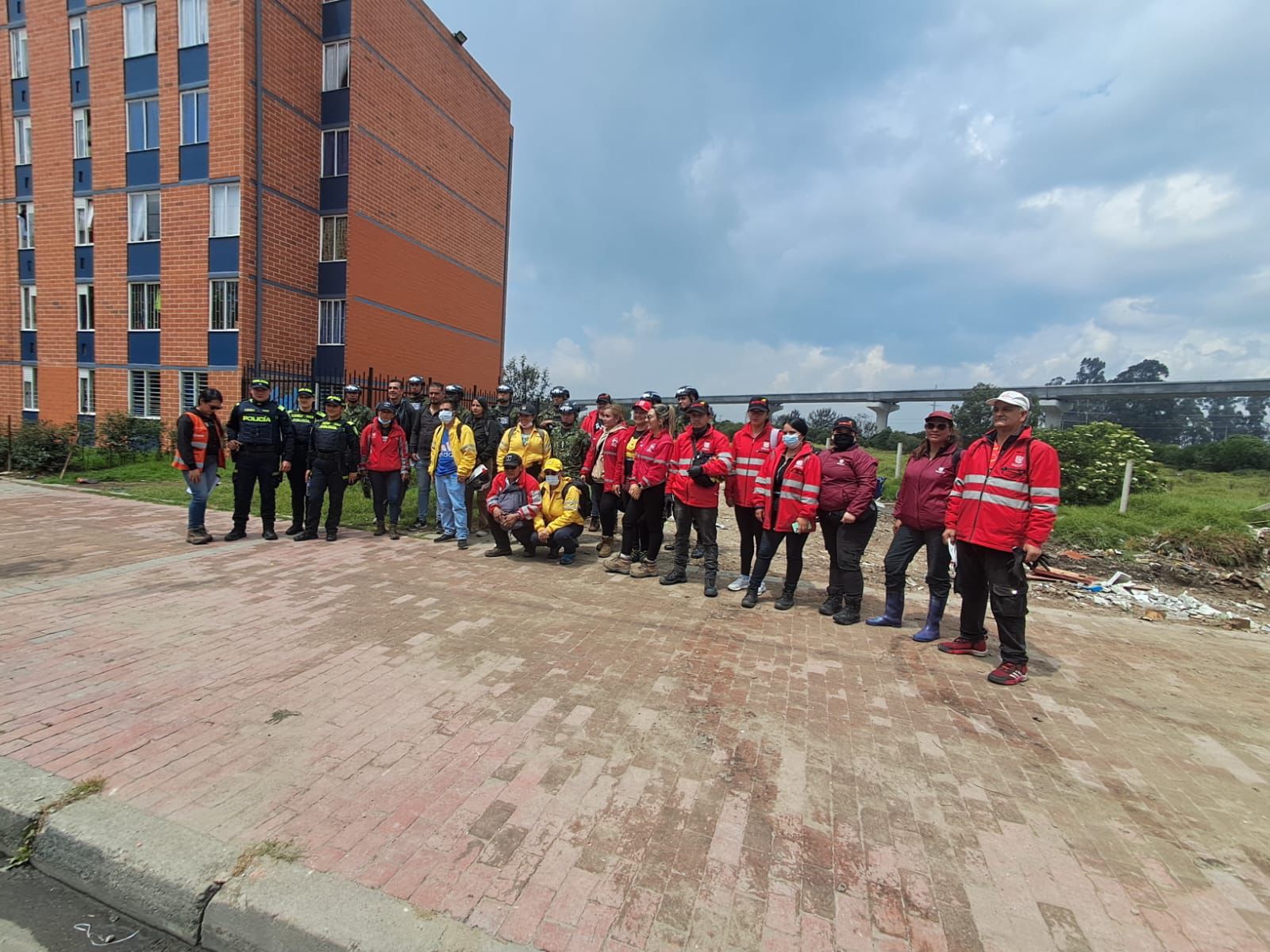 Operativo de recuperación de espacio público en Bosa: cambuches desmontados y 26 m3 de residuos recolectados