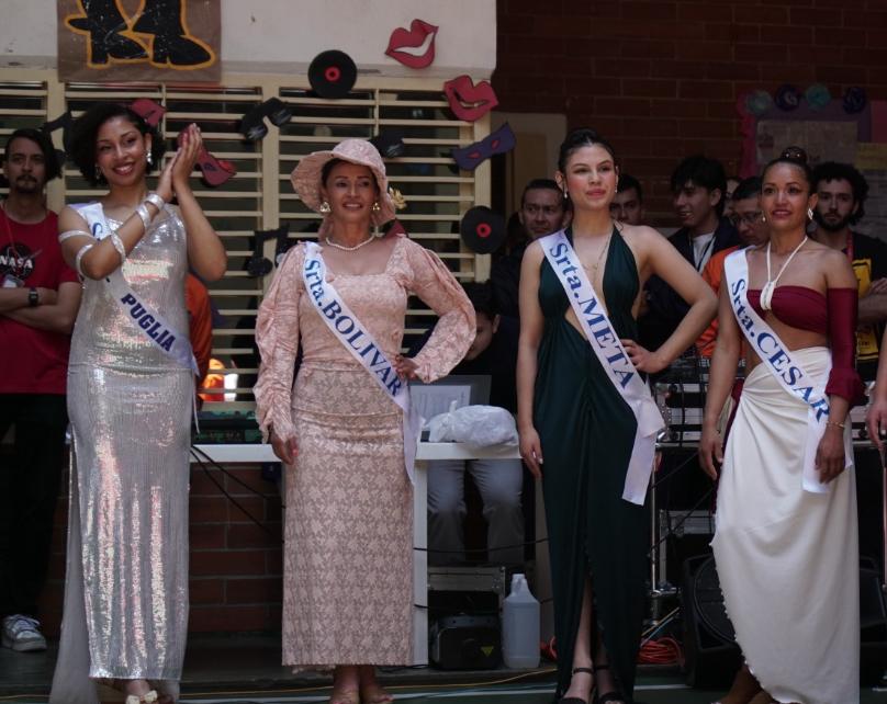 Con música y trajes de gala confeccionados por personas privadas de la libertad, la Cárcel Distrital coronó una nueva reina